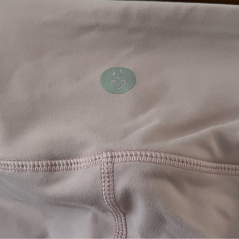 Torrid Active Lilac Capri Leggings Exercise Pants Size 1X - Picture 5 of 7